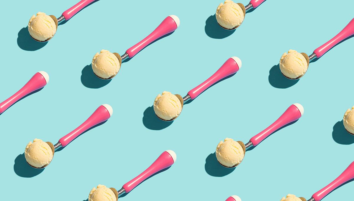 Ice cream scoops in spoons in food pattern