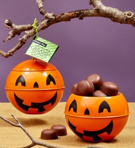 https://www.cheryls.com/blog/wp content/uploads///halloween party favors fannie may pumpkin tins x