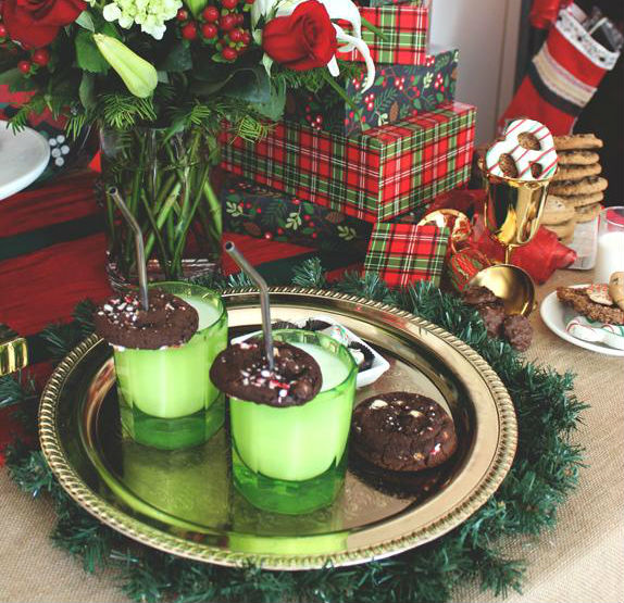 creative christmas cookie display ideas