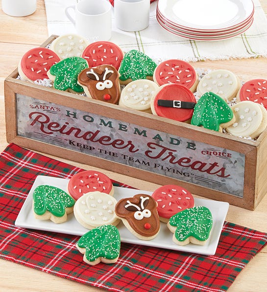 https://www.cheryls.com/blog/wp content/uploads///Reindeer Treats Wooden Dessert Tray