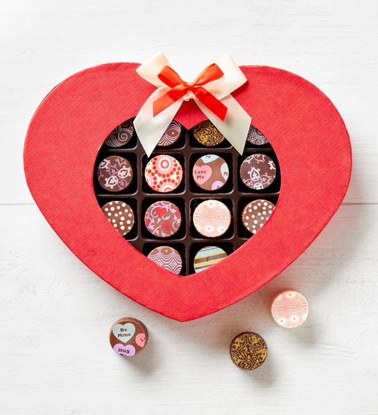 Valentines Day Gifts for New Couples with chocolates