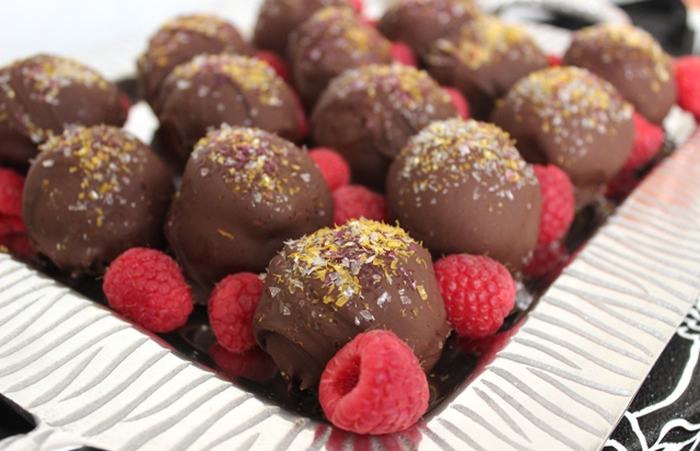 https://www.cheryls.com/blog/wp content/uploads///chocolate raspberry cookie bombs