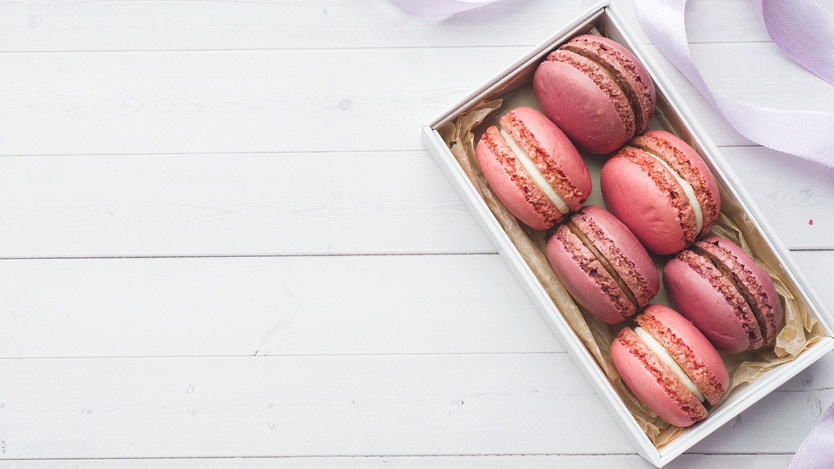 how to ship cookies: macarons