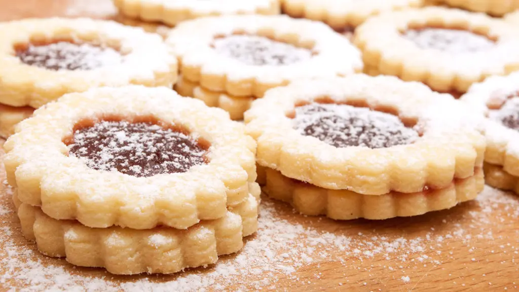 https://www.cheryls.com/blog/wp content/uploads///linzer cookies x