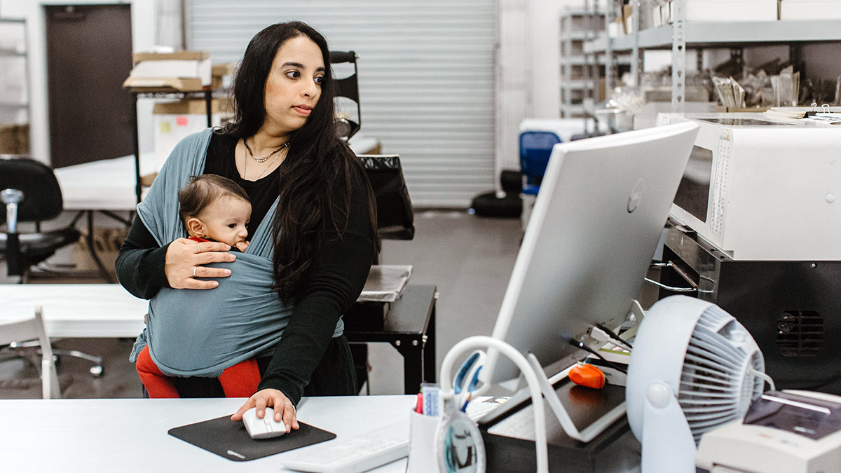 https://www.cheryls.com/blog/wp content/uploads///maya malik with son at work