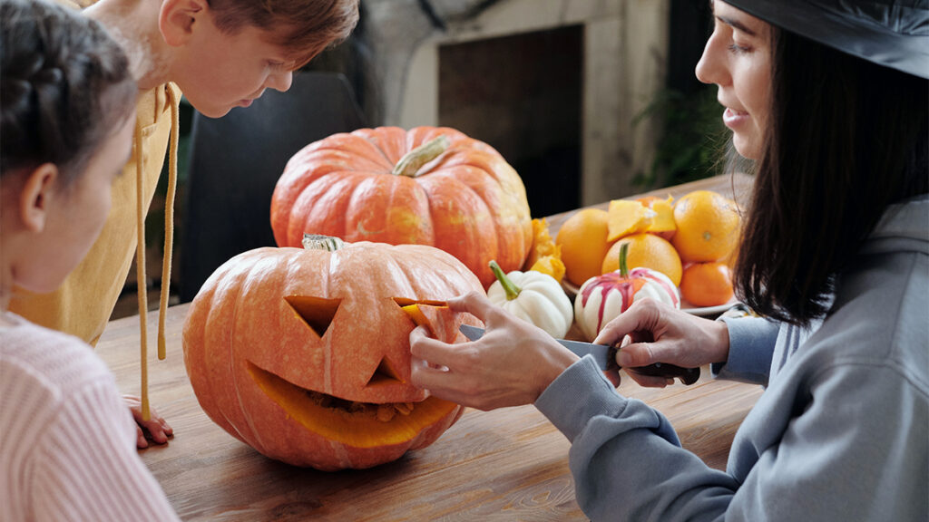 https://www.cheryls.com/blog/wp content/uploads///history of halloween pumpkin carving x